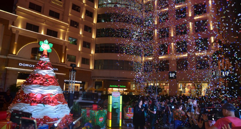 Christmas is for Kids, and so is Spaghetti… so let’s make a Spaghetti Christmas Tree